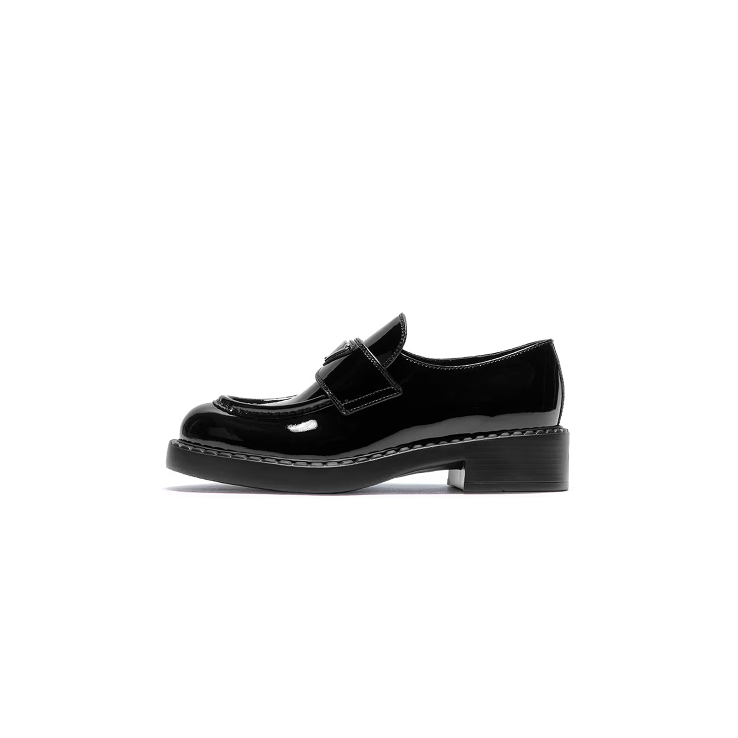 Pra*a logo patent leather loafers